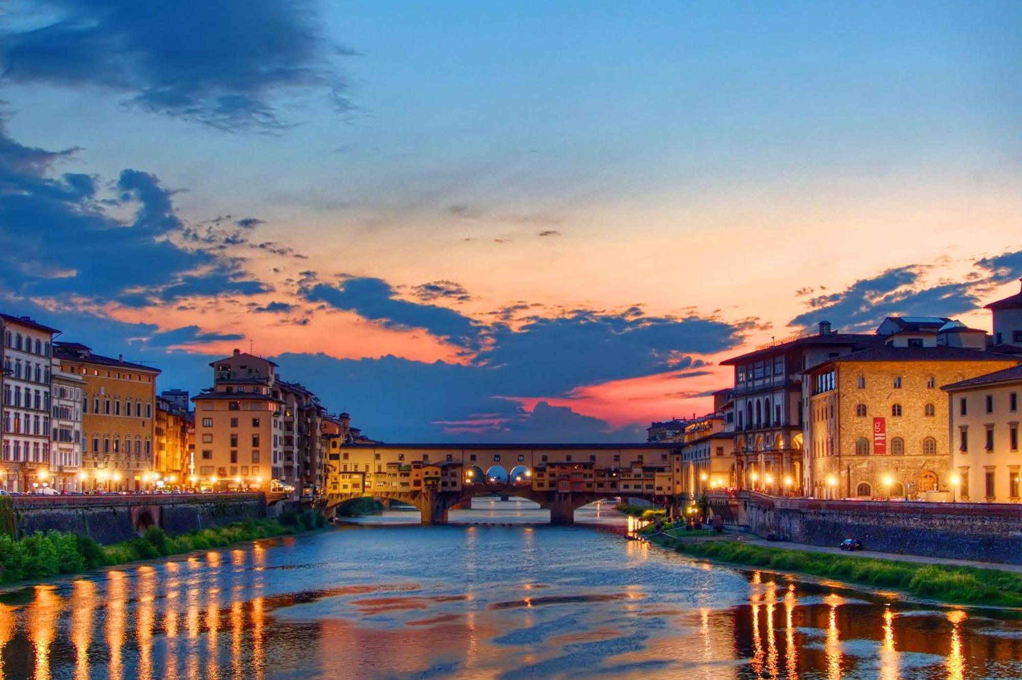 Le Cinque Lampade Florence Suites Экстерьер фото